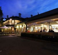 The Stirling Hotel - Accommodation Bookings
