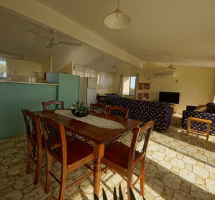 Sea Air-a Siesta 5 - Accommodation Bookings 2