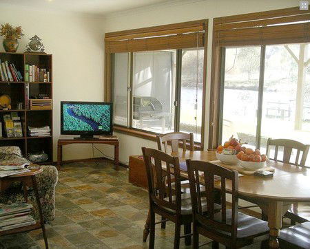 Jandas Lake View - Accommodation Bookings 4