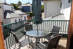 Lakeman Apartment - Accommodation Bookings 2