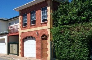 Lakeman Apartment - Accommodation Bookings 3