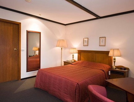 Mick O'Shea's Irish Pub And Motel - Accommodation Bookings 3