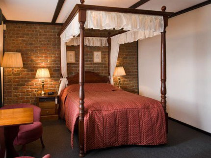 Mick O'Shea's Irish Pub And Motel - Accommodation Bookings 4