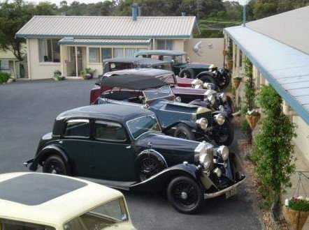 Lake View Apartments - Accommodation Bookings 3