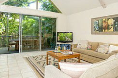 Absolute Beachfront Belongil Summerhouse - Accommodation Bookings 0