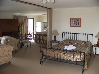 Anchorage At Victor Harbor Seafront Hotel - Accommodation Bookings 2