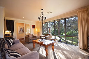 Adelaide Hills Retreats - Villa Lemoni - Accommodation Bookings 3