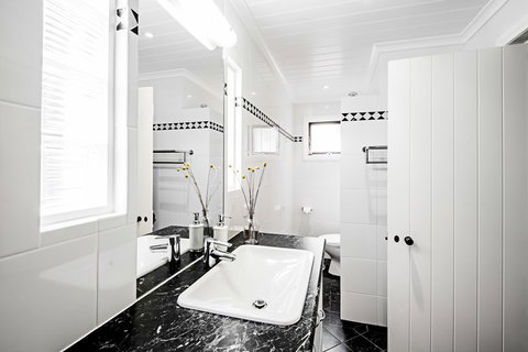 Lucy's House - Accommodation Bookings 4