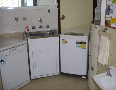 Riverfront Holiday House - Accommodation Bookings 1