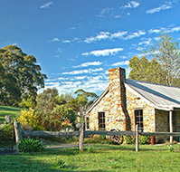 Adelaide Hills Country Cottages - Gum Tree Cottage - Accommodation Bookings