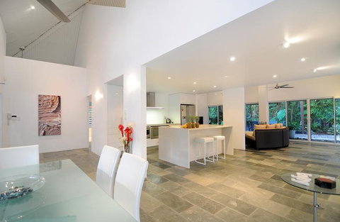 Serenity Accommodation: Port Douglas - Accommodation Bookings 2