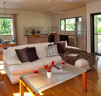 Misty Mountains Tropical Rainforest Romantic Retreat - Accommodation Bookings