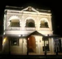 Empire Hotel - Accommodation Bookings
