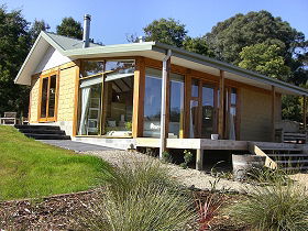 Glendevie TAS Accommodation Bookings
