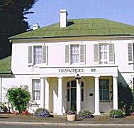 Fitzpatricks Inn - Accommodation Bookings