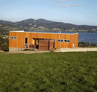 Deck House - Accommodation Bookings