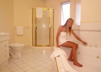 Lucas Hotel - Accommodation Bookings 2