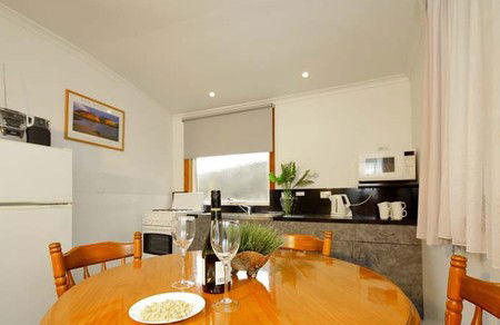 Wellers Inn - Accommodation Bookings 2