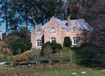 Fonthill - Accommodation Bookings 1