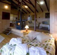Treetops Seaview Montville - Accommodation Bookings