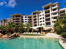 The Mirage Alexandra Headland - Accommodation Bookings 0