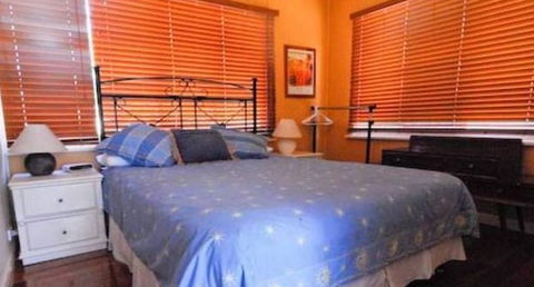 Calm Waters Waterfront Cottages - Accommodation Bookings 2