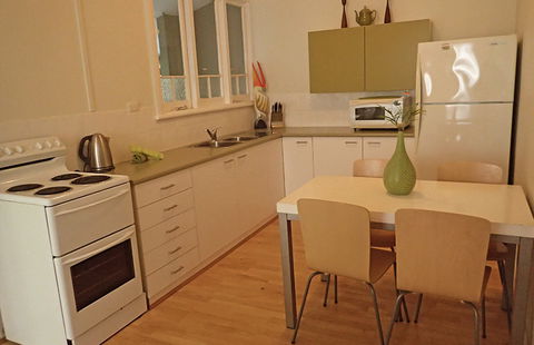 Bayswater Beach House - Accommodation Bookings 8