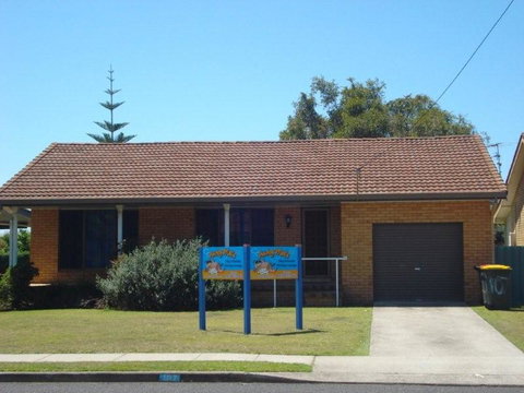 Aunty Mels Dog Friendly Holiday Cottage - Accommodation Bookings 0