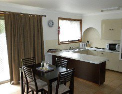 Aunty Mels Dog Friendly Holiday Cottage - Accommodation Bookings 1