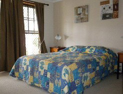 Aunty Mels Dog Friendly Holiday Cottage - Accommodation Bookings 3