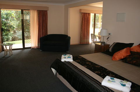 Invercauld House - Accommodation Bookings 1