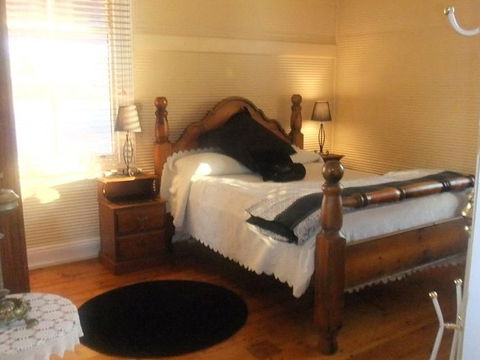 Gum Paddock Country Cottage - Accommodation Bookings 1