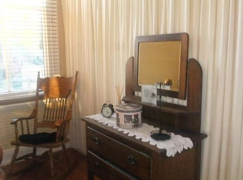 Gum Paddock Country Cottage - Accommodation Bookings 4