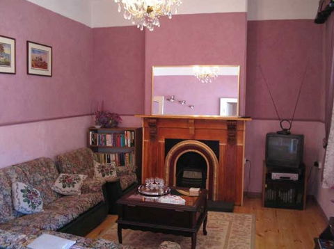 Lavender And Lace Cottage - Accommodation Bookings 1