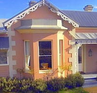 Cromwell House - Accommodation Bookings