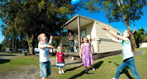 Aukaka Caravan Park - Accommodation Bookings 2