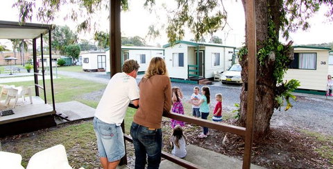 Aukaka Caravan Park - Accommodation Bookings 5