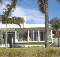 8 Seaview Crescent - Accommodation Bookings