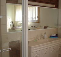 Murray Bank Holiday Units and Yabby Farm - Accommodation Bookings