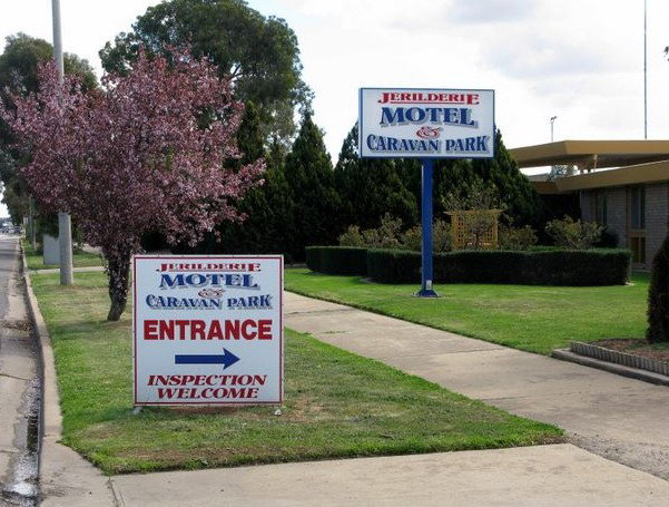 Four Corners NSW Accommodation Bookings