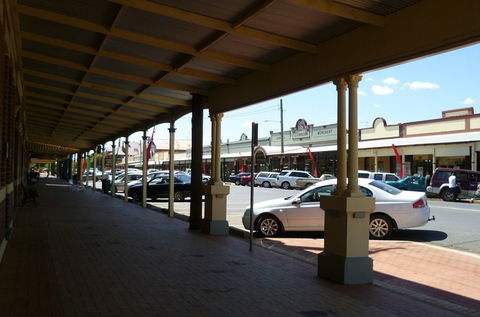 Lockhart Caravan Park - Accommodation Bookings 2