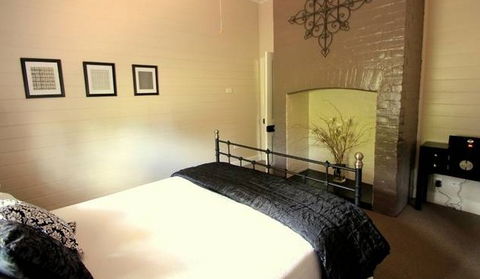 Annie's Folly Boutique Accommodation - Accommodation Bookings 1