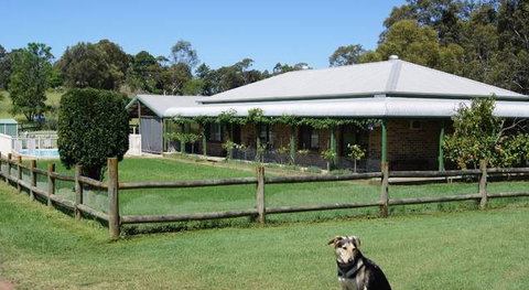 Blackthorn Hill Retreat - Accommodation Bookings 0