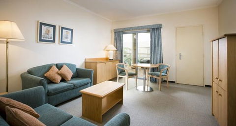 BreakFree Bankstown International - Accommodation Bookings 3