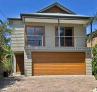 A Beach House Near Manly Two - Accommodation Bookings