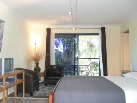 Grasstree Beach Bed And Breakfast - Accommodation Bookings 1