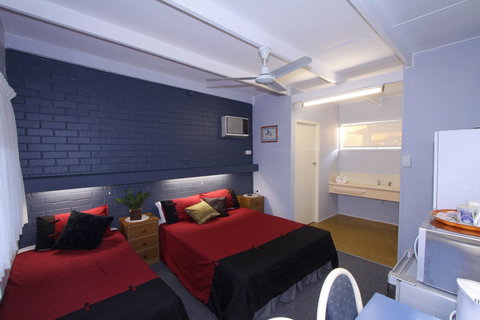 Moore Park Beach Motel - Accommodation Bookings 0