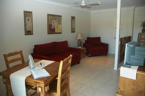 Alexander Lakeside Bed And Breakfast - Accommodation Bookings 4