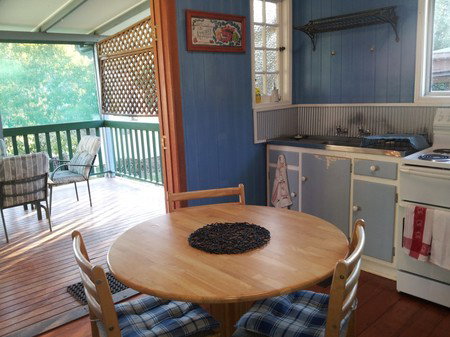 Auckland Street Queenslander - Accommodation Bookings 2