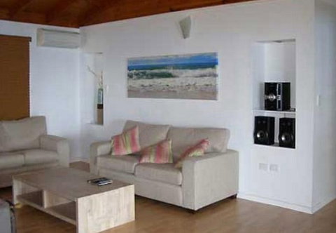 Amity Shaws - Accommodation Bookings 3